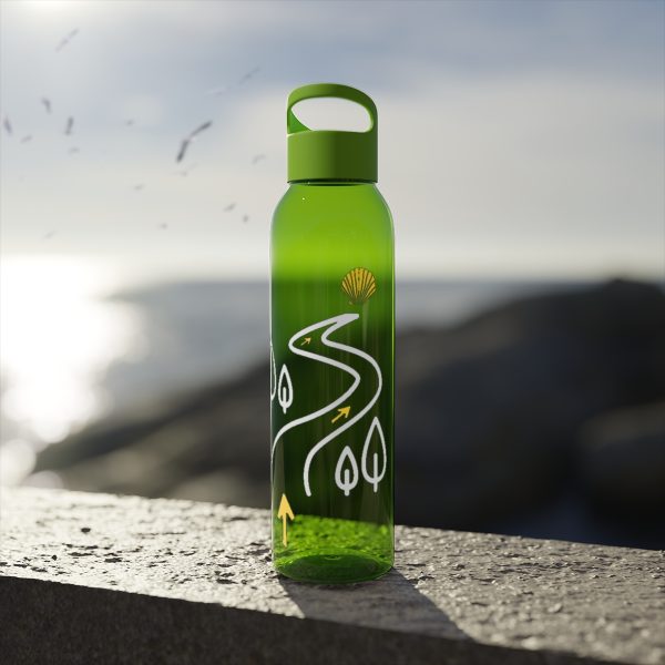 Botella de agua de Tritan a través del bosque en el Camino de Santiago - Image 12