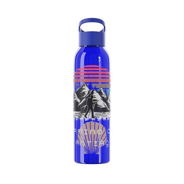 Botella de agua de Tritan para el Camino de Santiago, Caminando sobre las montañas hacia la Vieira - Image 19