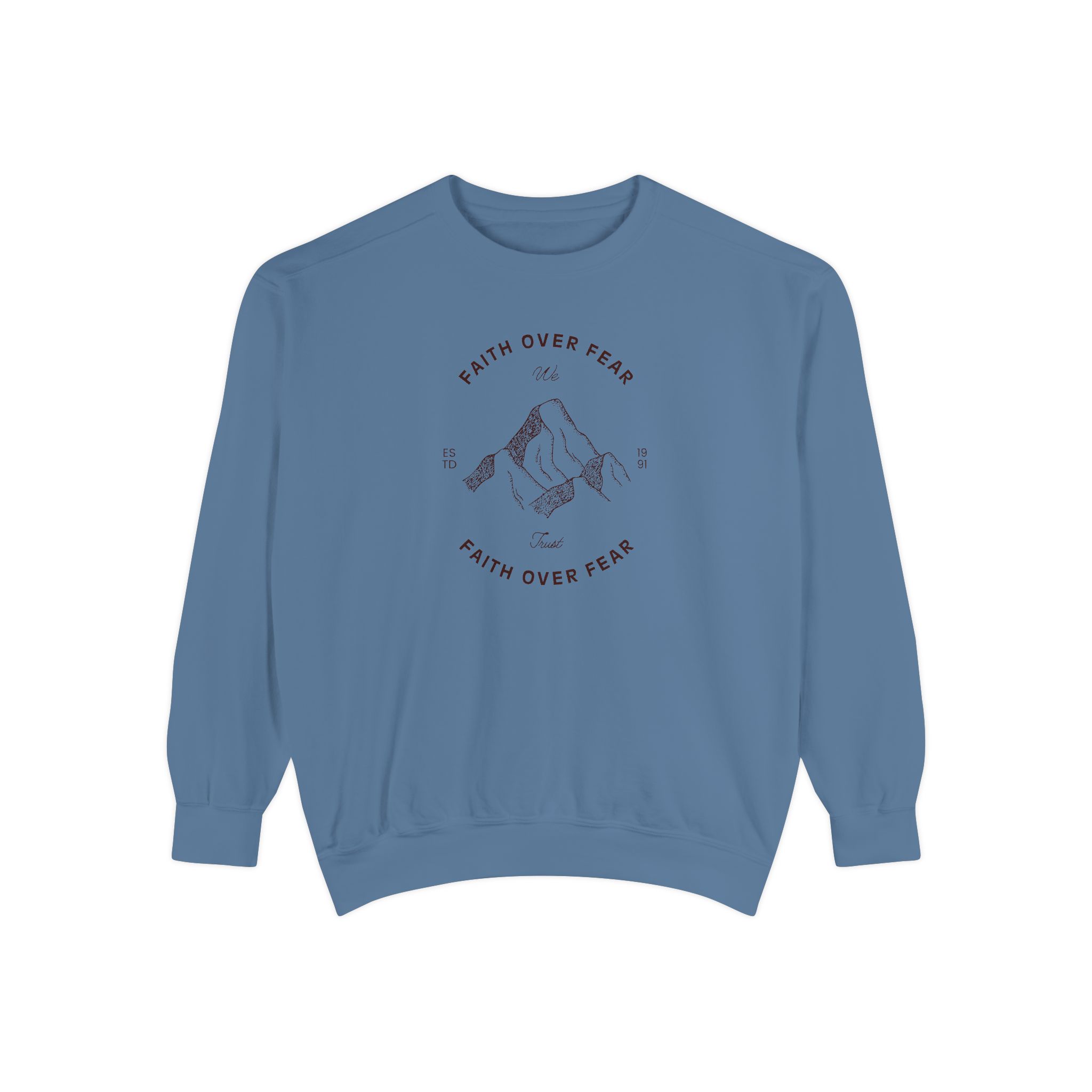 Faith Over Fear – "Mountain Legacy" Vintage Garment-Dyed Sweatshirt - Imagen 12
