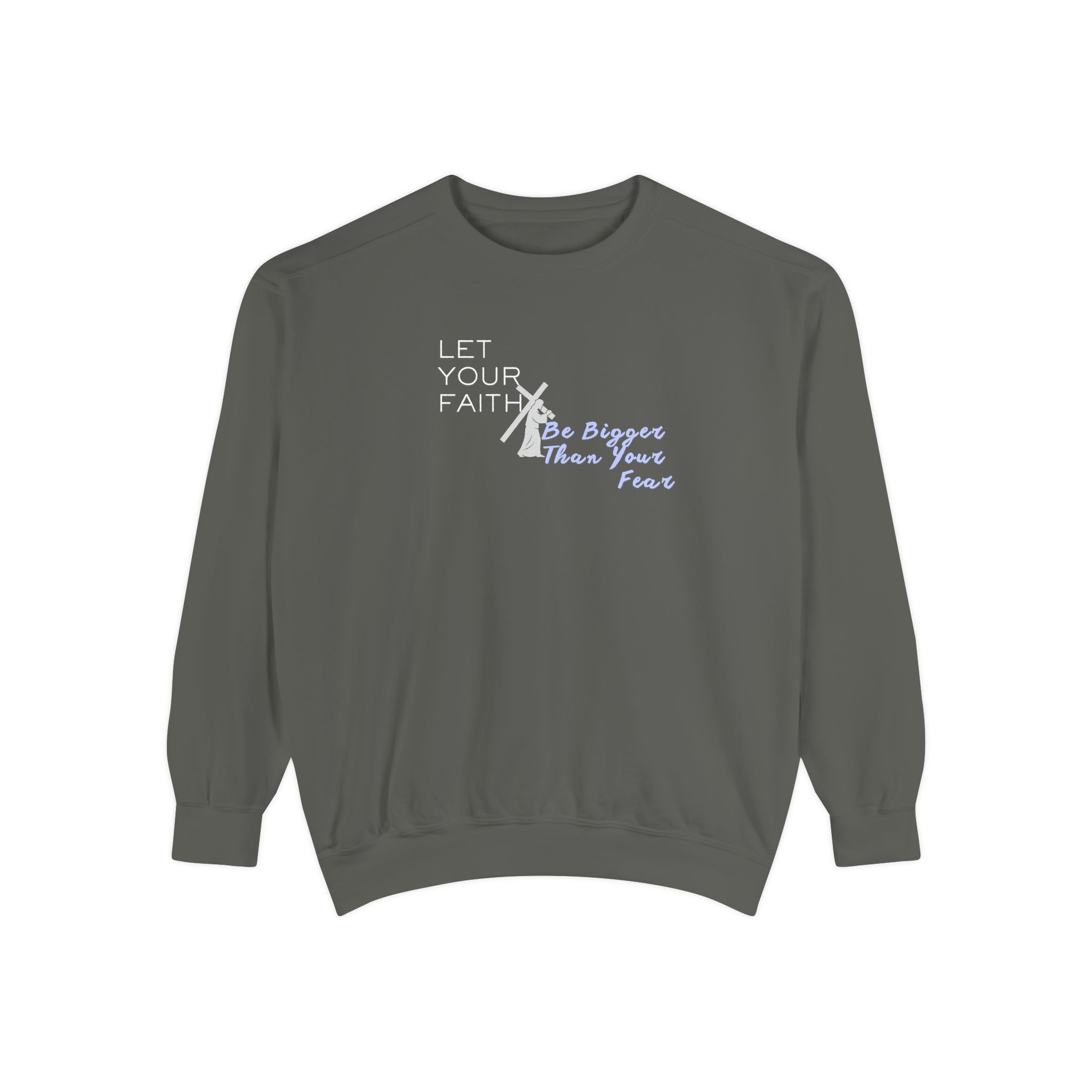 Faith Over Fear – "The Cross Bearer" Vintage Garment-Dyed Sweatshirt - Imagen 2
