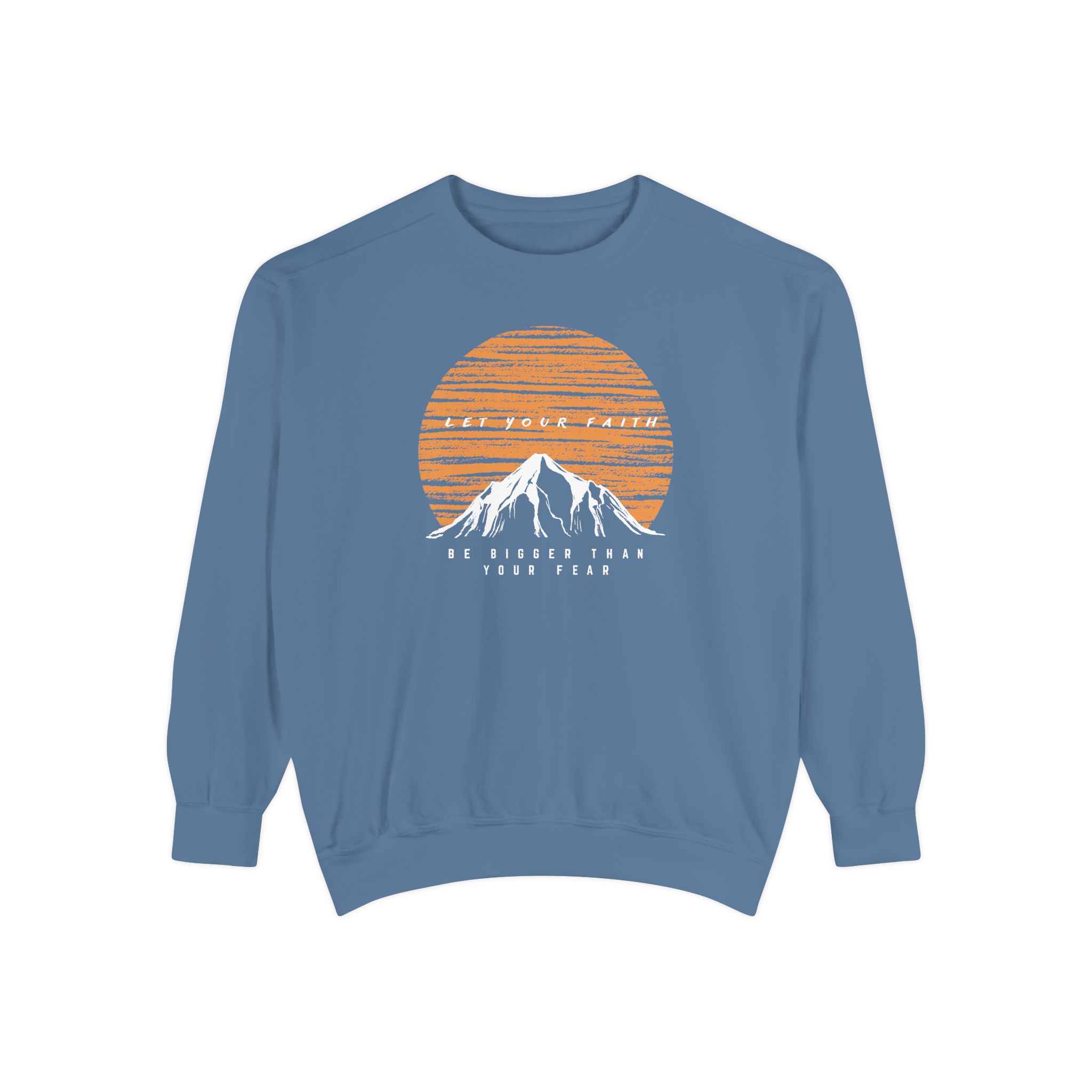 Faith Over Fear – "Sunset Summit" Vintage Garment-Dyed Sweatshirt - Imagen 7