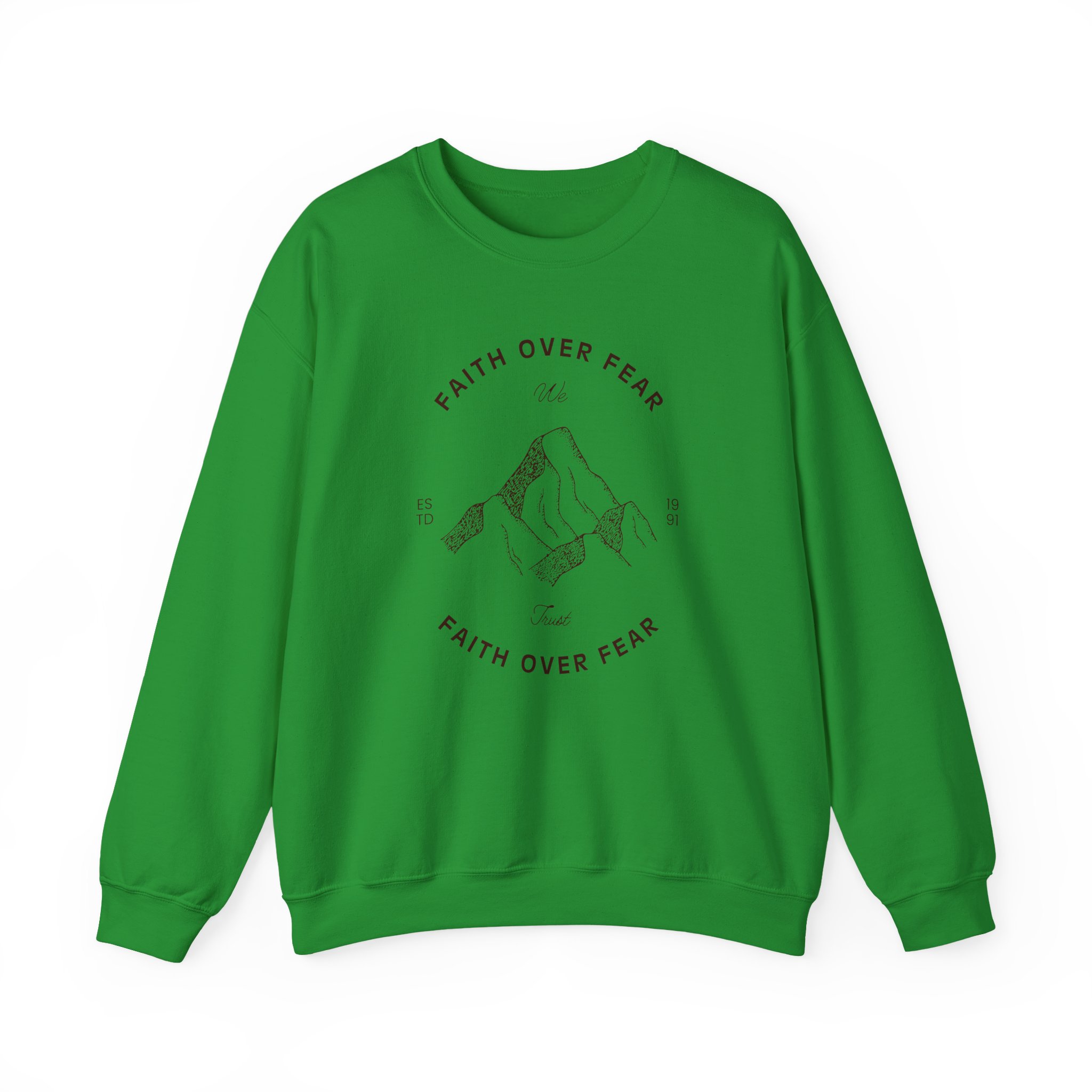 Faith Over Fear – "Mountain Legacy" Classic Heavy Blend Crewneck Sweatshirt - Imagen 6