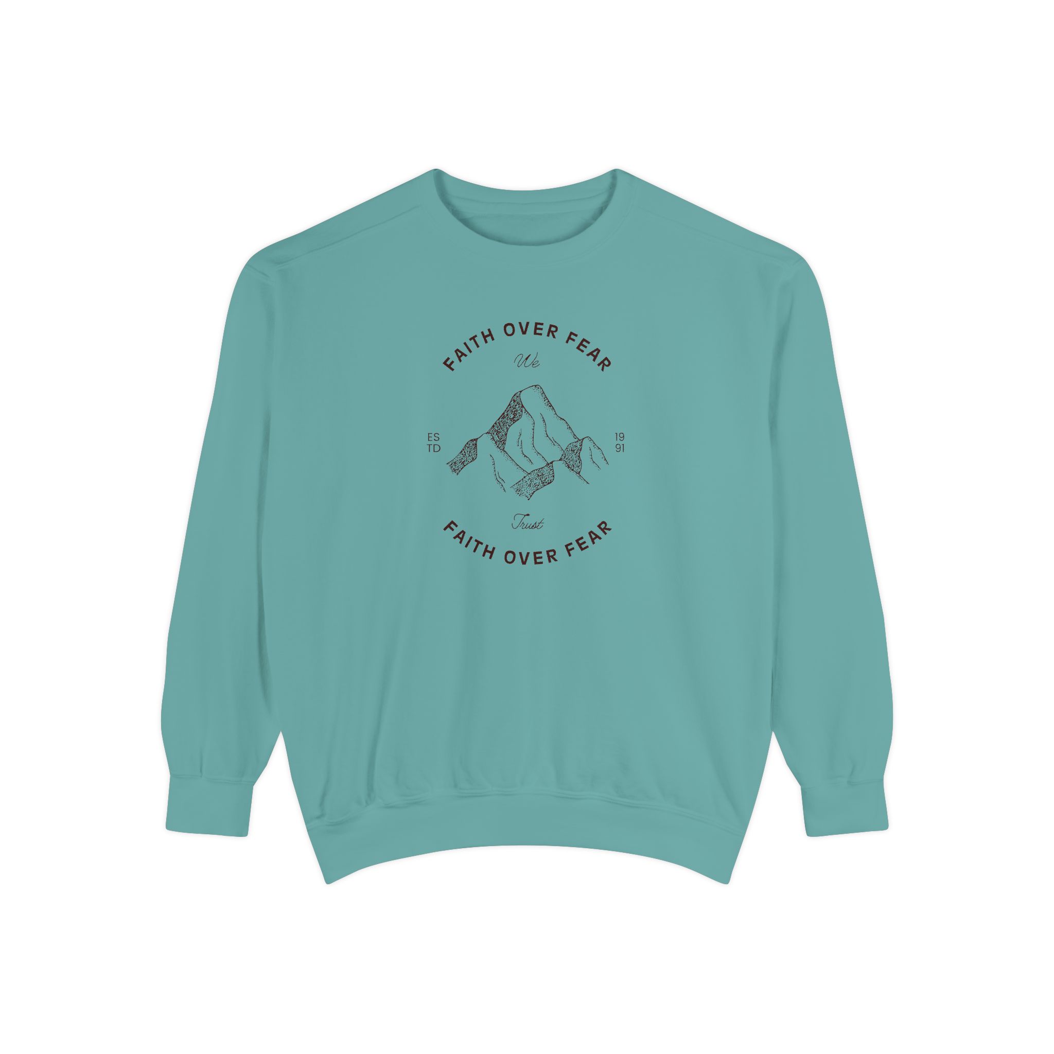 Faith Over Fear – "Mountain Legacy" Vintage Garment-Dyed Sweatshirt - Imagen 10